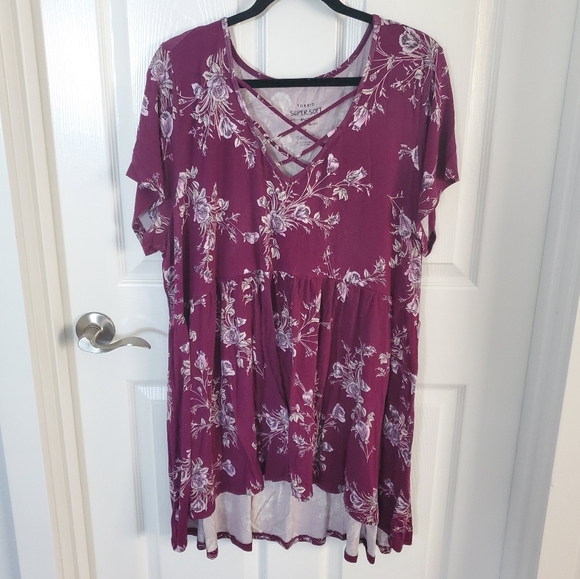 torrid Tops - Torrid Floral Magenta Blouse